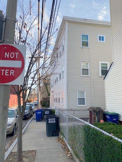 Building Photo - 46 South St