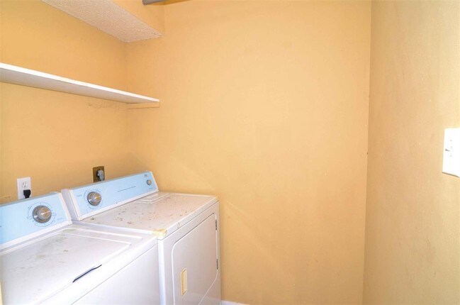 Foto del edificio - 7007 Westbranch Dr