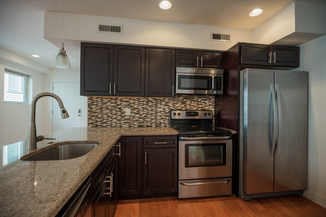 Photo - 3614 Spring Garden St Apartment