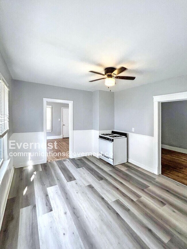 Foto del edificio - 2781 E 118th St