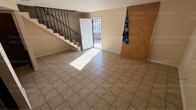 Foto del edificio - 3 bedroom/ 1.5 bathroom townhome