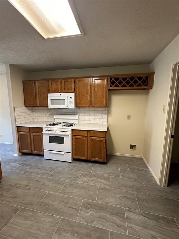 Building Photo - 7727 Ashton Dr