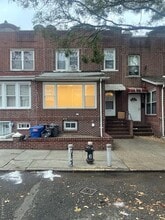 Building Photo - 61-01 60th Dr