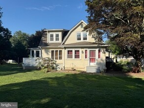 Building Photo - 29 S New Middletown Rd