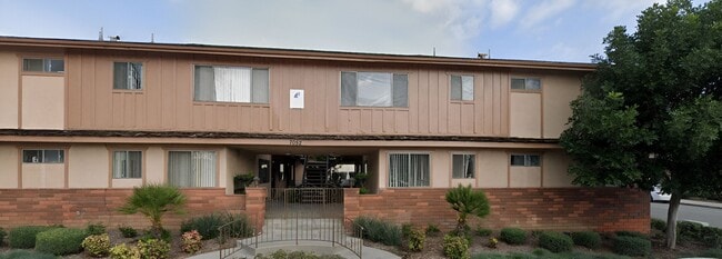 Building Photo - 7052 Friends Avenue