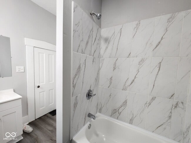 Building Photo - 133 W Hendricks St