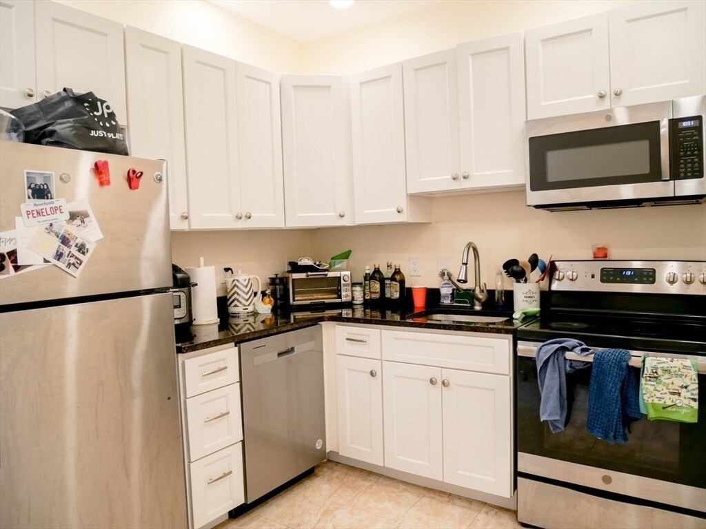 Foto principal - 1482 Beacon St