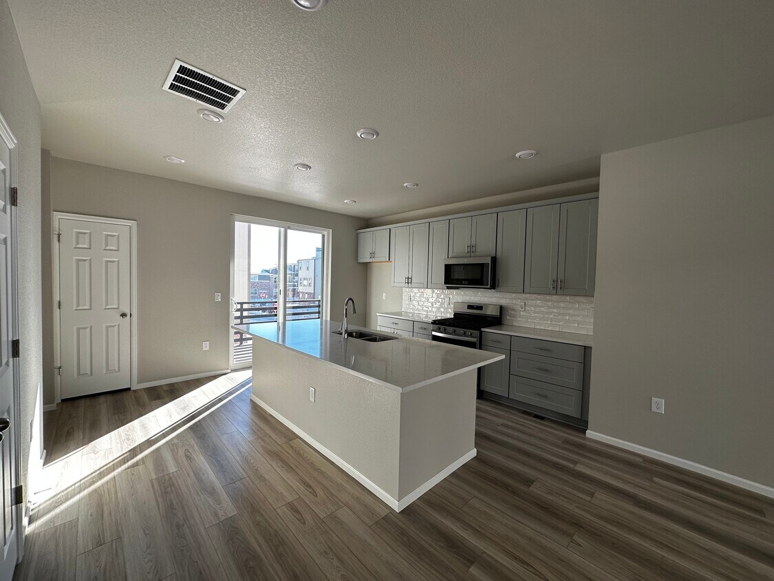 11155 Bella Vita Dr, Broomfield, CO 80020 Townhome Rentals in