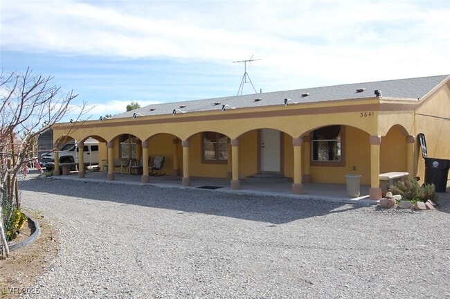 Foto del edificio - 3641 W Windsong Ln