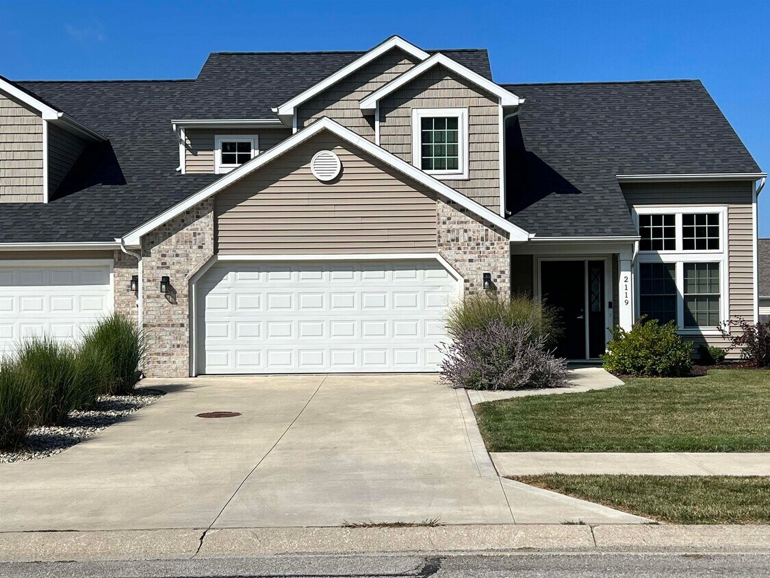 2119 Meadowsweet Pkwy, Fort Wayne, IN 46808 Condo for Rent in Fort