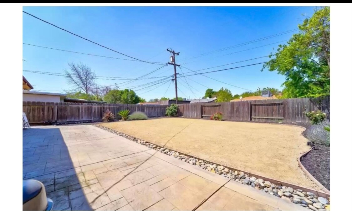 1747 Del Rio Dr, Stockton, CA 95204 House Rental in Stockton, CA
