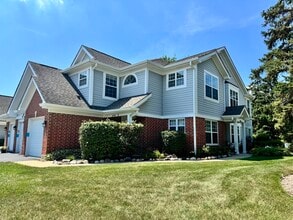 Building Photo - 200 Chesterfield Ct