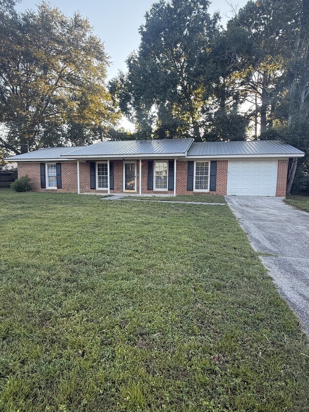 Foto principal - 164 Periwinkle Ln
