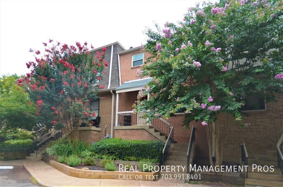 Foto del edificio - 1762 Dogwood Dr