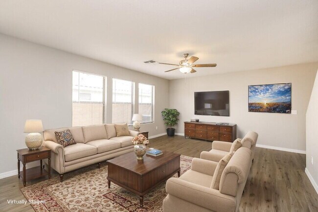 Foto del edificio - 650 E Woodsman Pl