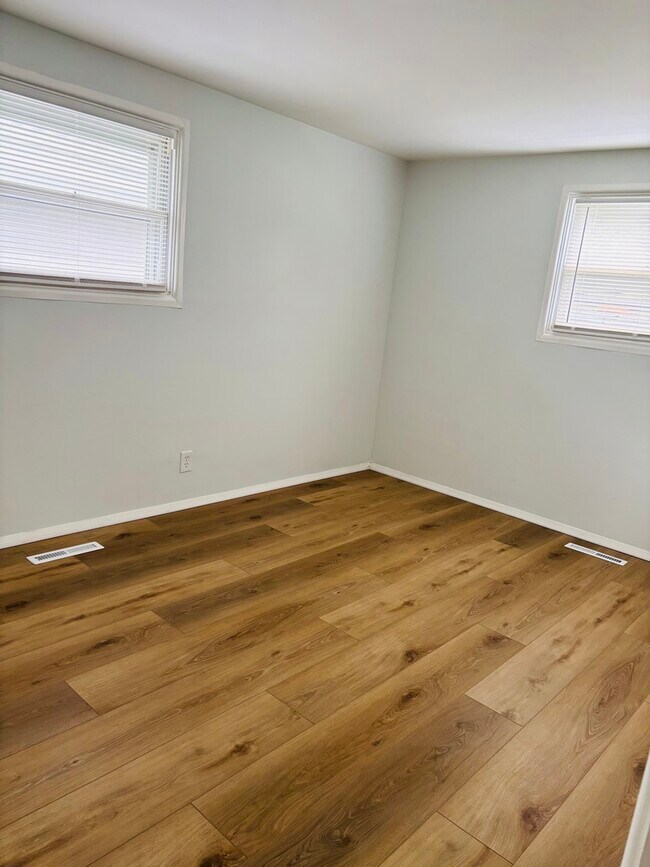 Foto del edificio - 93 Golfview Ln