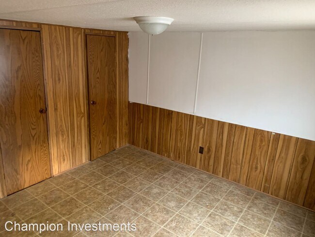 Building Photo - 643 Oak Grove Rd