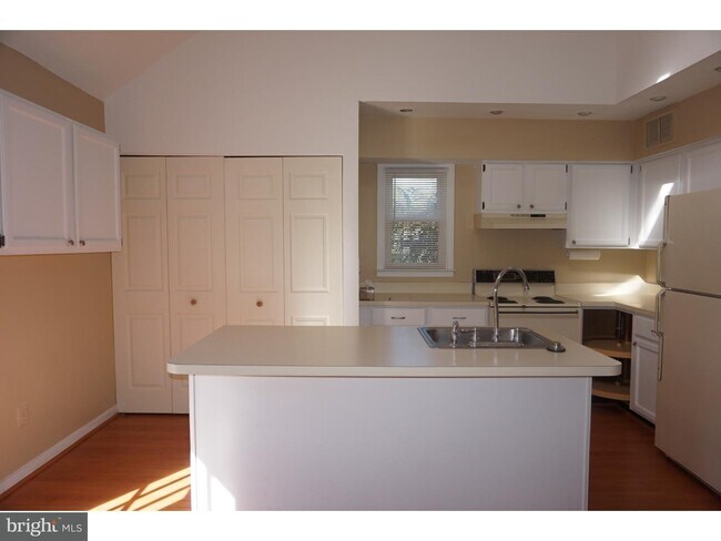 Building Photo - 4706 Cara Ct