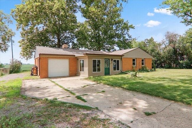 Building Photo - 8428 County Rd 1060 E