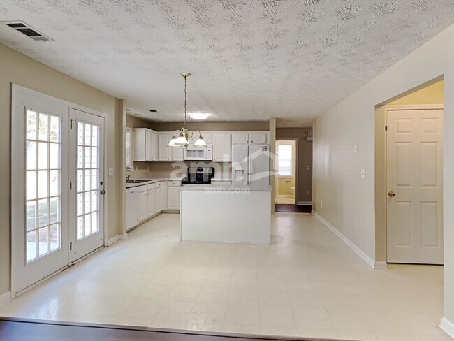 Foto del edificio - 3801 Bogan Mill Rd