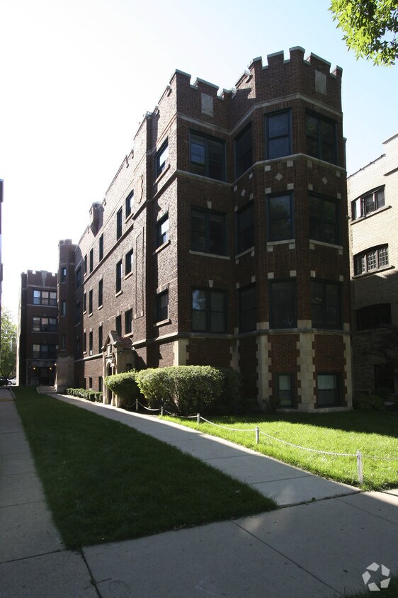 Judson Apartments in Evanston, IL