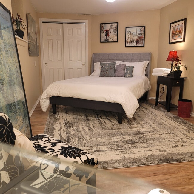 Building Photo - 3123 W 55th Ave