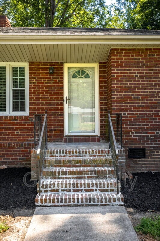 Building Photo - 13141 Overhill Dr