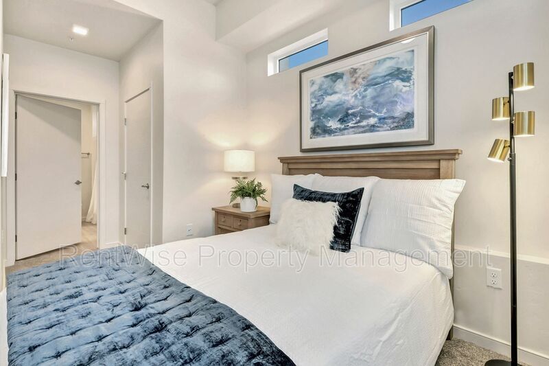 385 E 42nd St Unit 108, Garden City, ID 83714 Condo for Rent in