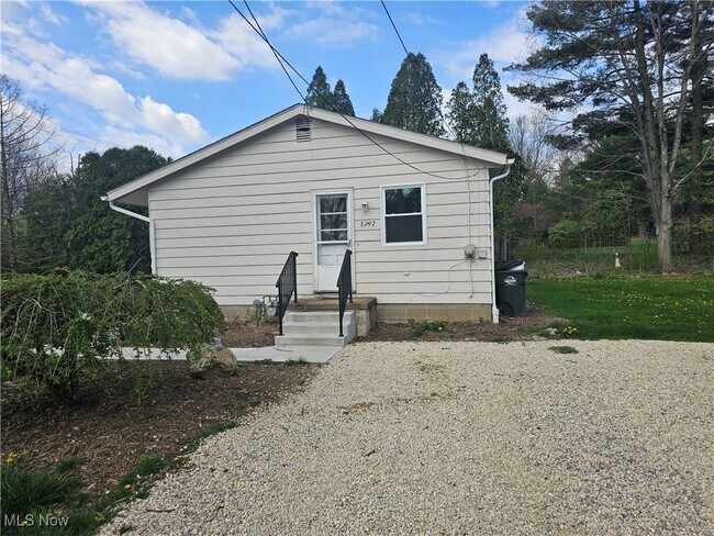 Foto del edificio - 3797 Everett Rd