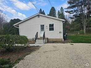 Building Photo - 3797 Everett Rd