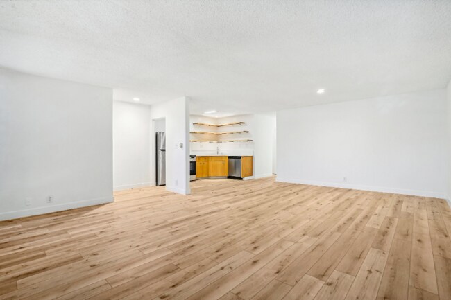 Foto del edificio - 9000 Clifton Wy