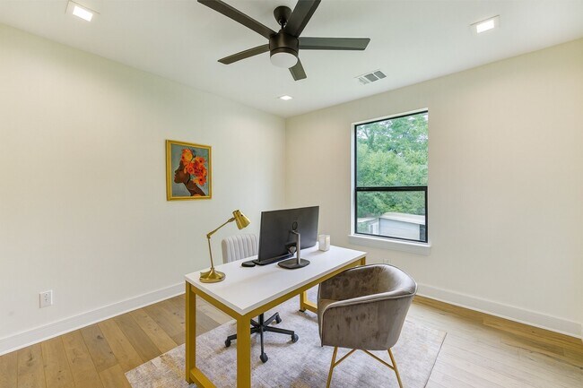 Foto del edificio - 5831 Outer Banks St