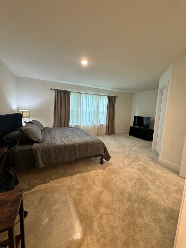 Foto del edificio - 327 Church St