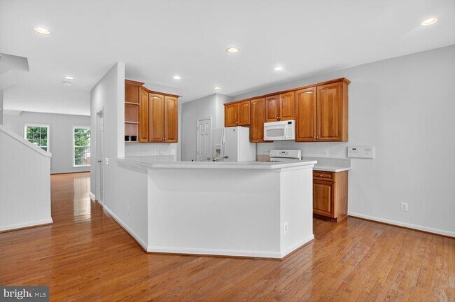 Building Photo - 8908 Purple Lilac Cir
