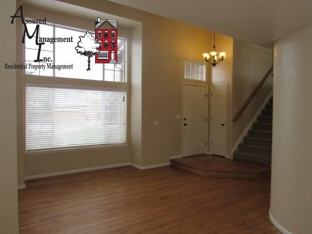 Building Photo - Updated 2 story home w/ finished basement!