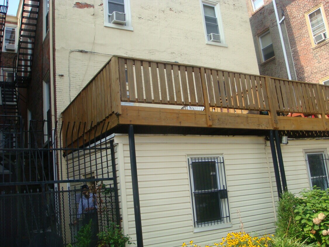 Foto principal - 4111 Pine St