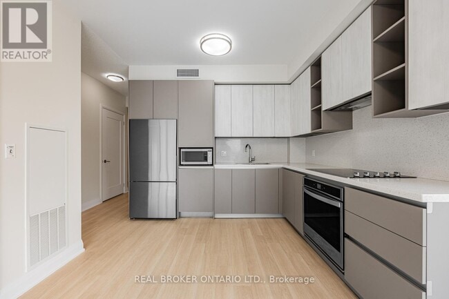 Photo du bâtiment - 398 Hwy 7