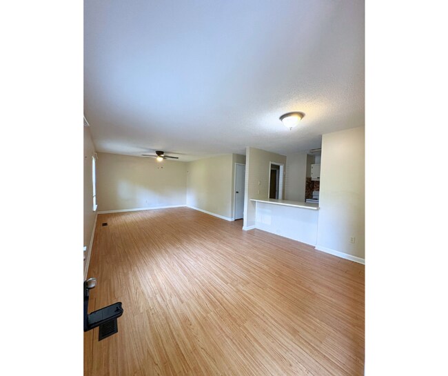 Building Photo - 8881 Millard Lee Ln