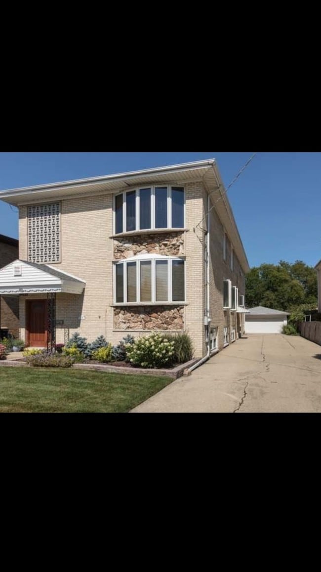 711 N Northwest Hwy Unit 1, Park Ridge, IL 60068 Apartment for Rent