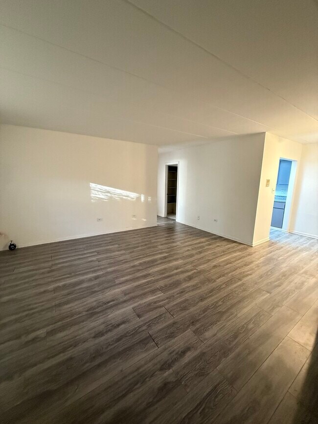 Foto del edificio - 138 E Bailey Rd