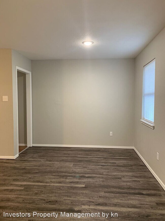 Foto del edificio - 3 br, 1 bath House - 1139 W. Denver Street