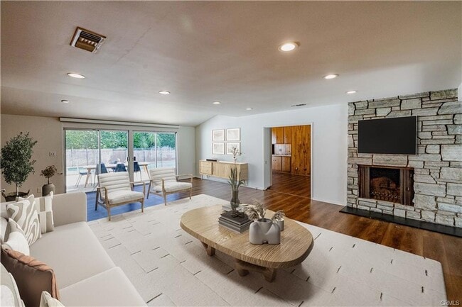 Foto del edificio - 784 Lockearn St