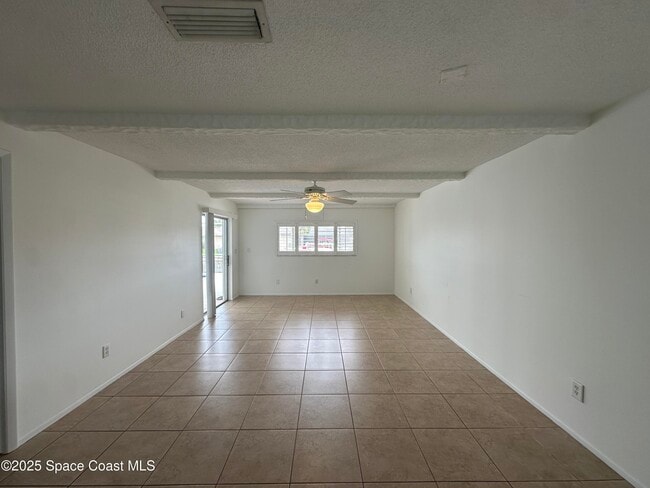 Building Photo - 443 Port Royal Blvd