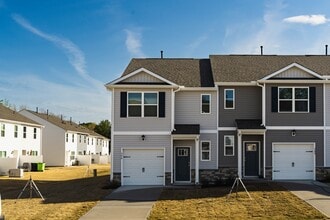 Building Photo - 390 Freestall Dr