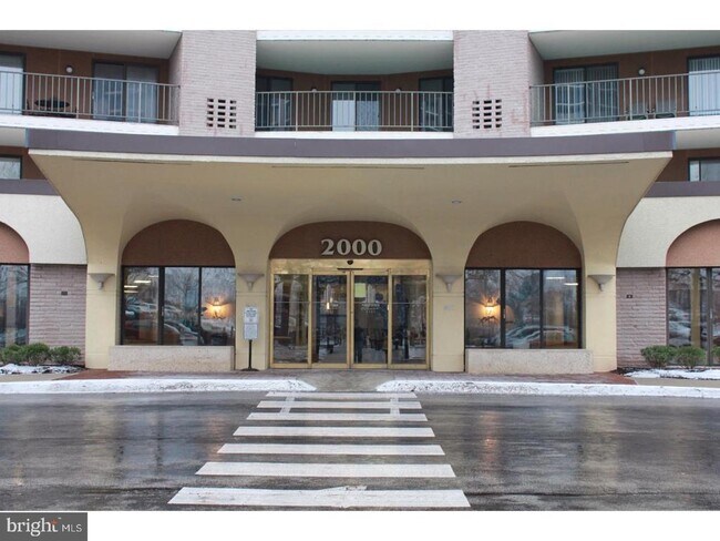 Foto del edificio - 21122 Valley Forge Cir