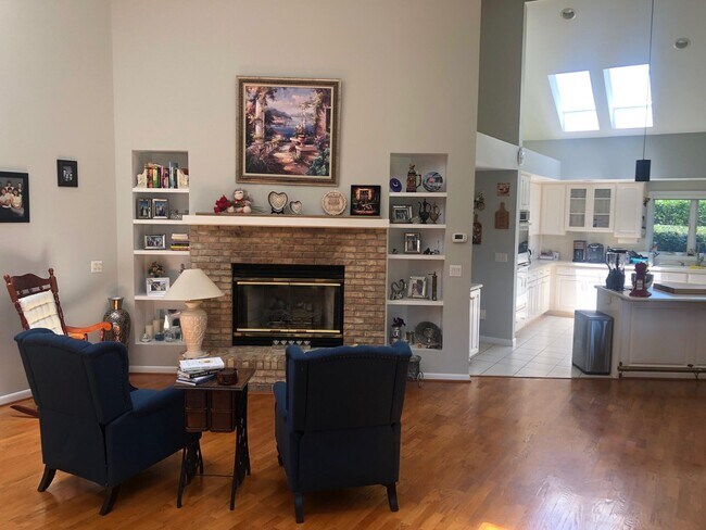 Foto del edificio - 1548 Glenlake Cir