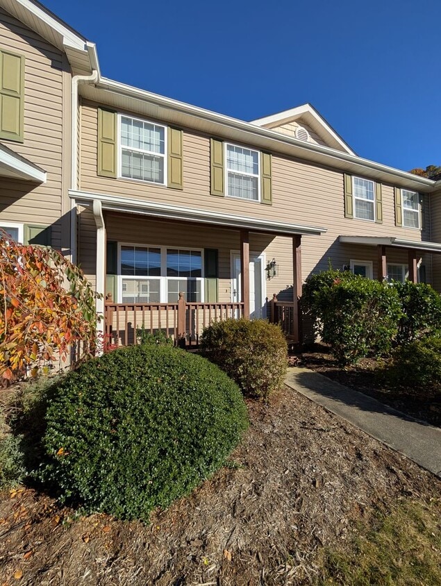 Foto principal - Great Location Swannanoa Townhome