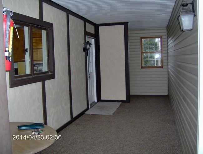 Building Photo - 103 Farmington Ohiopyle Rd
