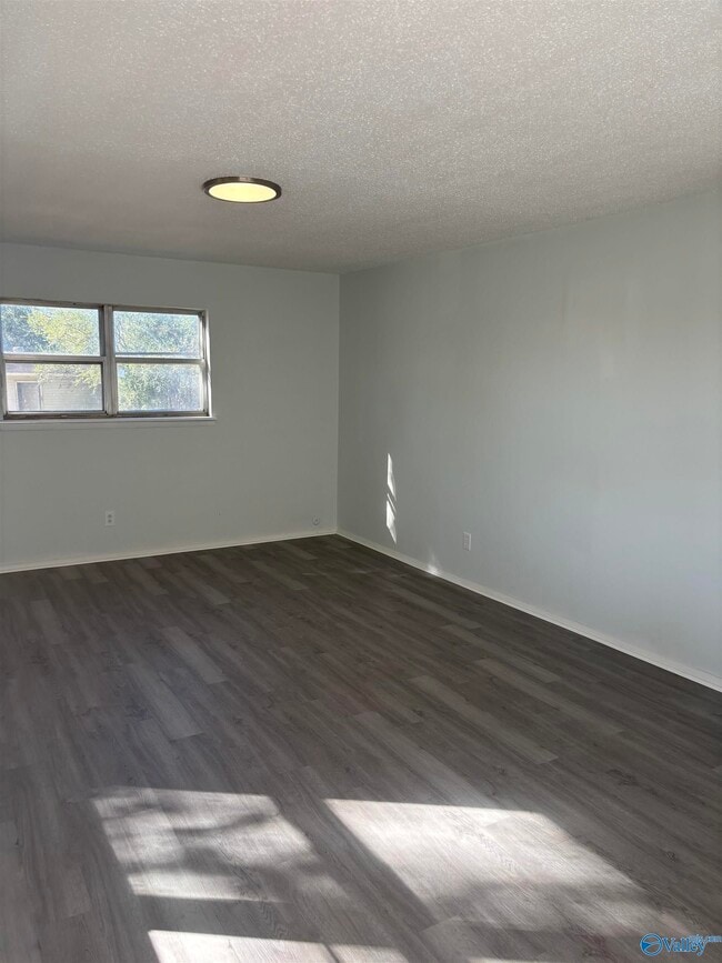 Building Photo - 157 Baltimore Dr