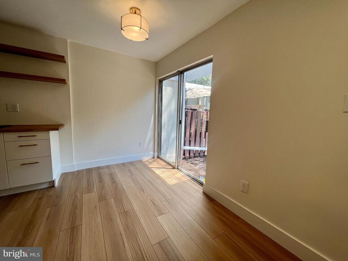 2246 Southgate Square, Reston, VA 20191 Townhome Rentals in Reston VA